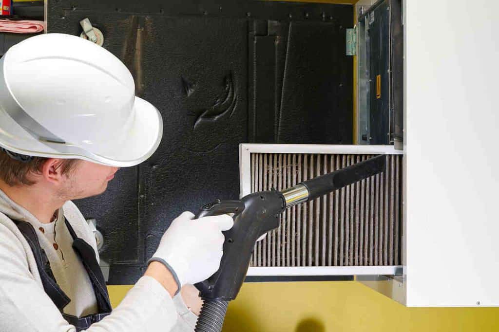 How to Keep your AC Clean and Ensure Healthy Breathing